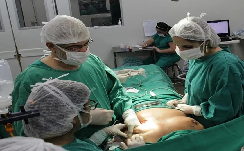 Lei amplia direito a cirurgia reparadora da mama pelo SUS e planos de saúde