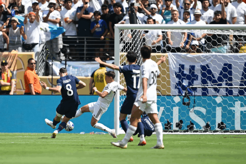 PSG vence o Real Madrid com supremacia e vai à final do Mundial