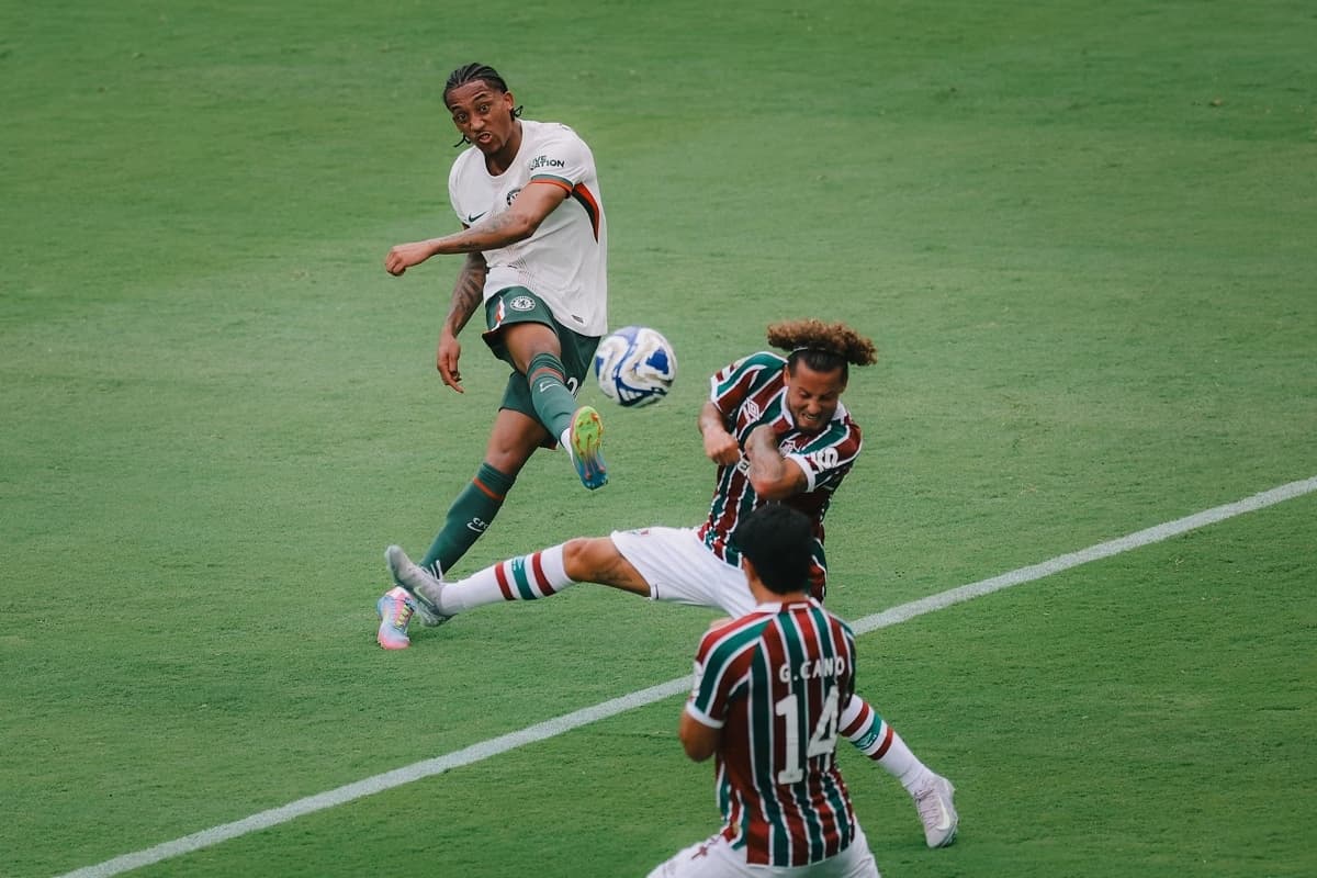 Cria de Xerém brilha e despacha o Fluminense na semifinal do Mundial