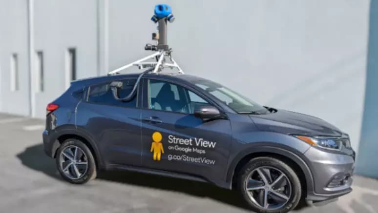 Google é condenado a indenizar homem flagrado nu por carro do Street View