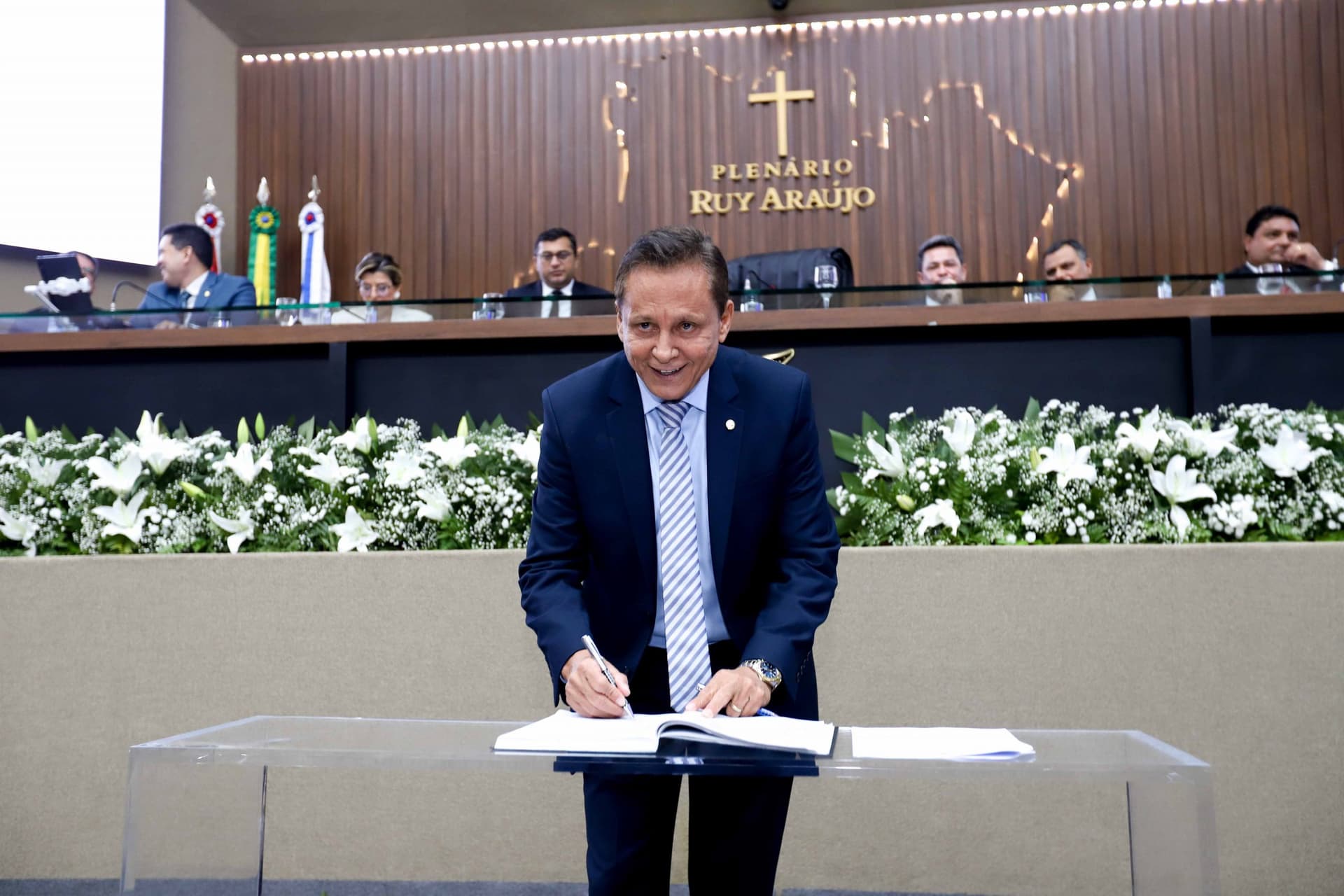 No 6º mandato no AM, o deputado Adjuto Afonso é autor das concessões que reconheceram municípios como Capitais do Abacaxi, da Laranja e do Cumaru