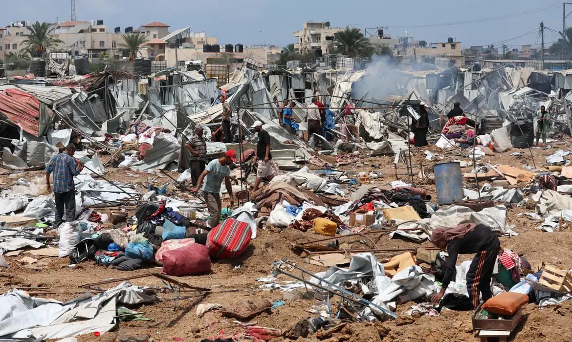 Israel inicia operação para tomar Cidade de Gaza; palestinos fogem