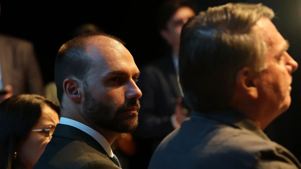 “Se meu pai não puder disputar eleição, eu gostaria de ser candidato”, diz Eduardo Bolsonaro