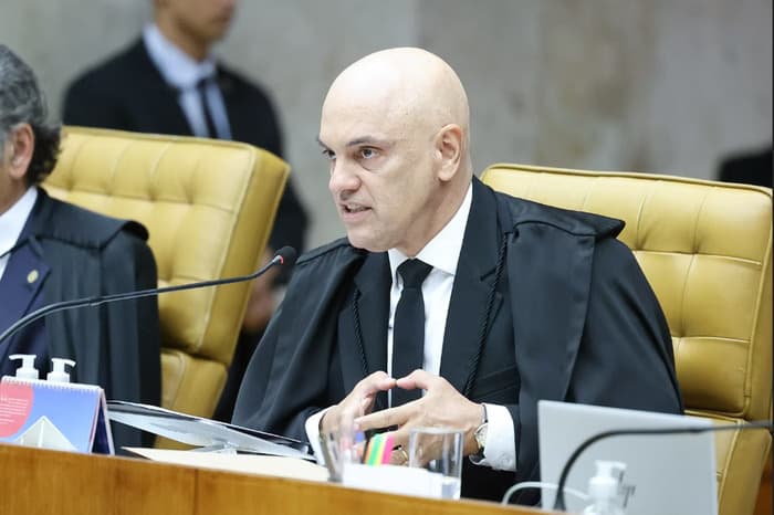 Moraes manda soltar deportada dos EUA envolvida nos atos do 8 de Janeiro