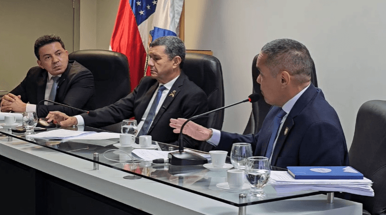 Governo do Amazonas já tem estudo pronto e cronograma para chamar aprovados em cadastro reserva, afirma coronel Vinícius