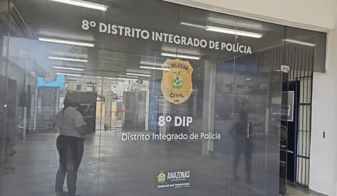 Investigadora da Polícia Civil é abordada em carro denunciado por crimes em Manaus