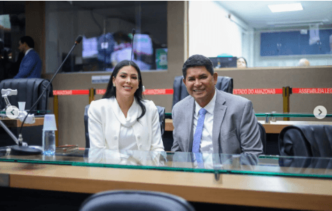 Sem cargo político, Bi Garcia aproveita mandato de esposa para manter articulações