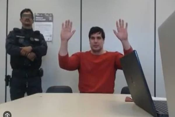 Empresário que matou gari é indiciado por três crimes; veja quais