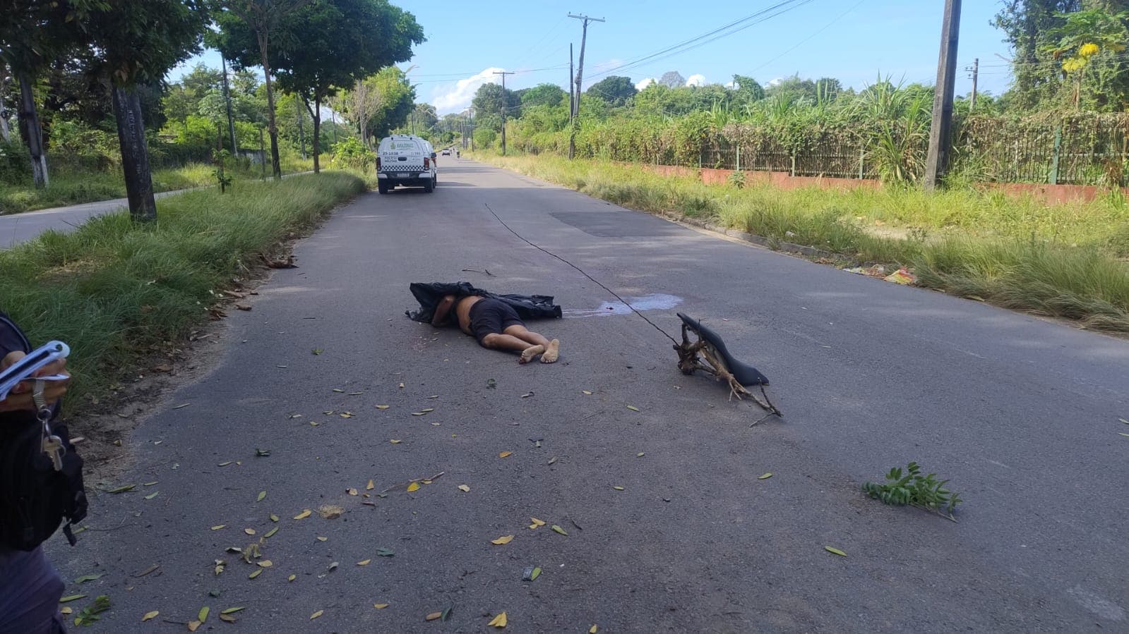 VÍDEO: Motociclista morre em acidente na Av. Cosme Ferreira, em Manaus