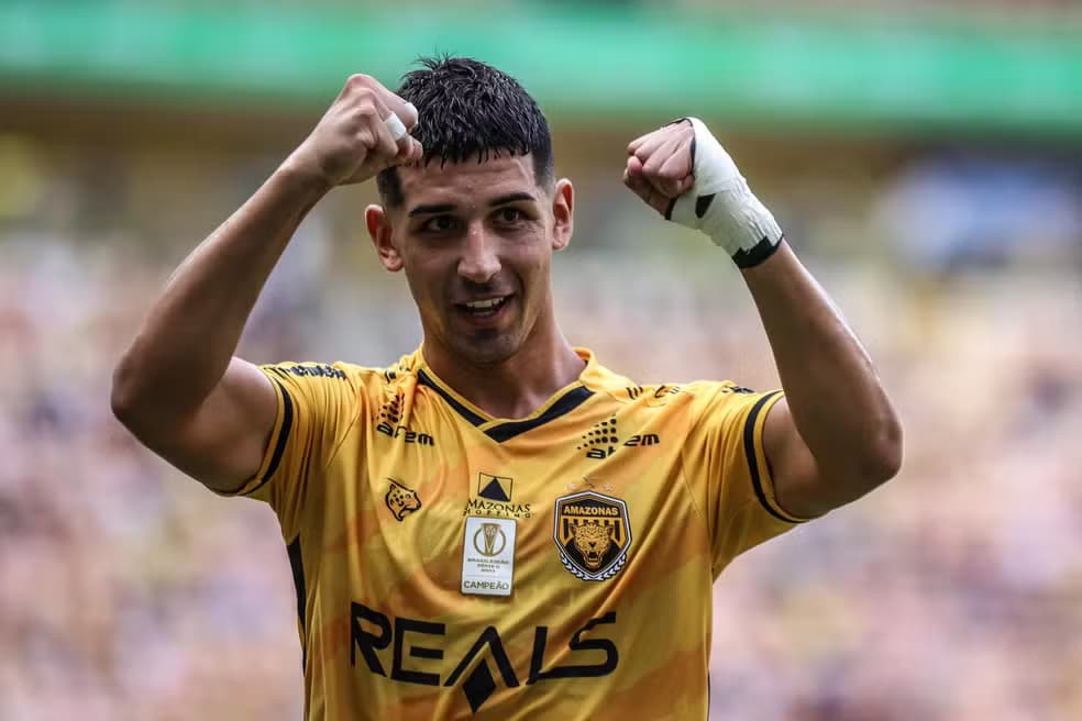 Ivan Alvariño é regularizado no BID e está apto pelo Amazonas