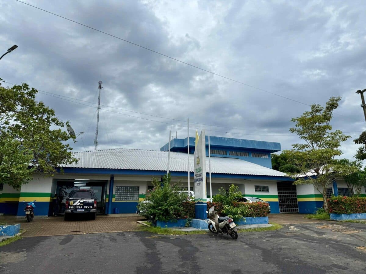 Homem é preso em Manacapuru por descumprir medida protetiva contra ex e filha dela