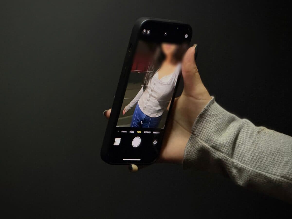 Polícia alerta pais sobre exploração e exposição de crianças na internet: saiba como denunciar