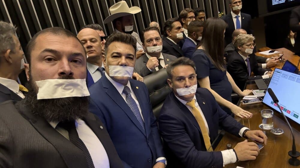 No Congresso, PL organiza escala de fim de semana para manter protesto contra prisão de Bolsonaro