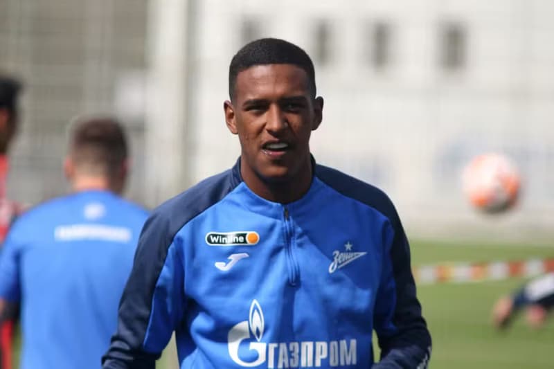 Vasco fecha acordo com o Zenit por empréstimo de Robert Renan