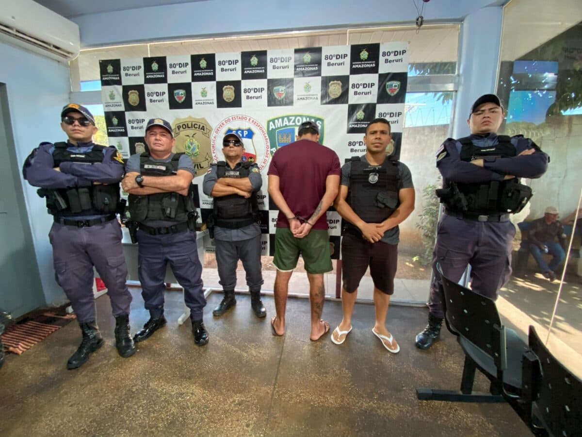 Homem é preso após esfaquear amigo durante bebedeira em Beruri, no Amazonas
