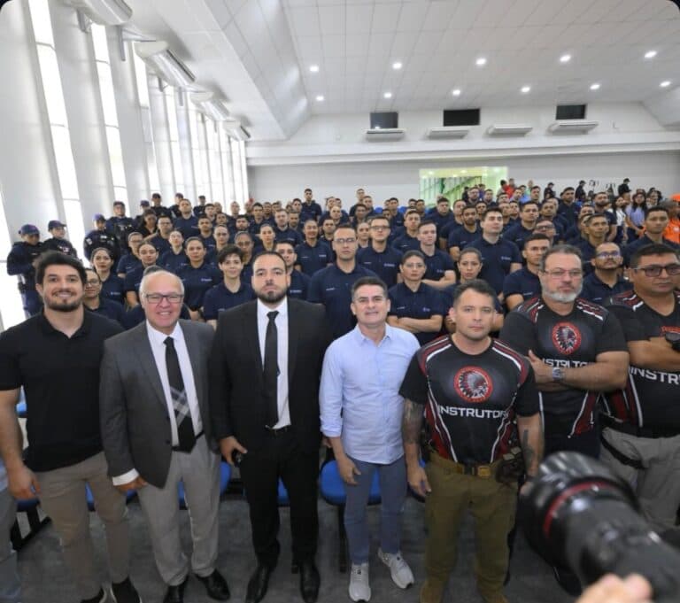 David Almeida projeta mil guardas municipais armados e inicia nova formação em Manaus