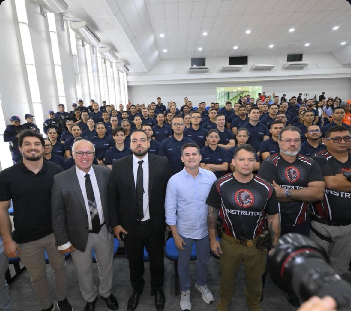 David Almeida projeta mil guardas municipais armados e inicia nova formação em Manaus