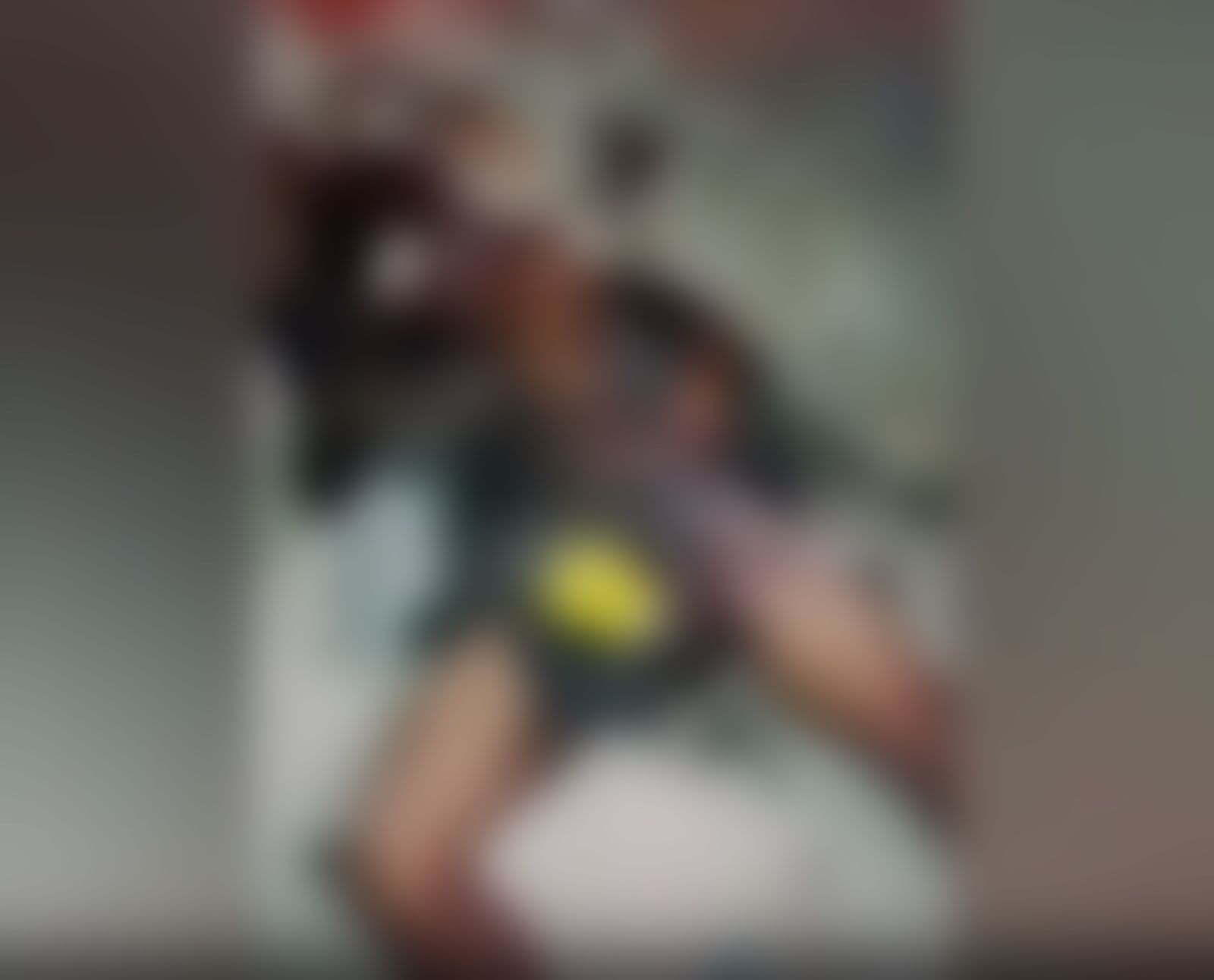 Corpo carbonizado é encontrado com lata de cerveja sobre o pênis