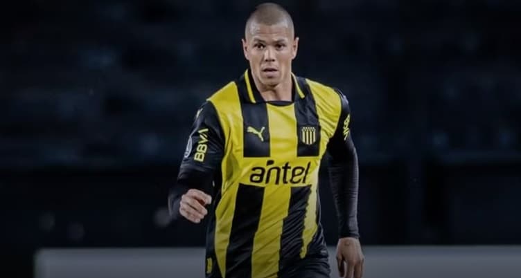 Zagueiro Léo Coelho está regularizado no BID da CBF