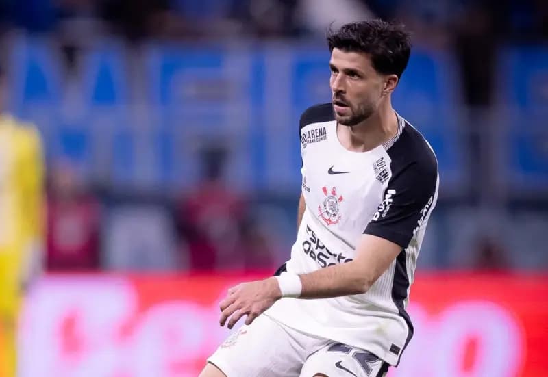 Corinthians suspende Héctor Hernández das atividades com o grupo