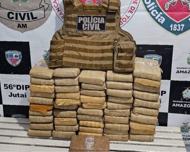 Carregamento de drogas avaliado em R$ 500 mil é apreendido no porto de Jutaí