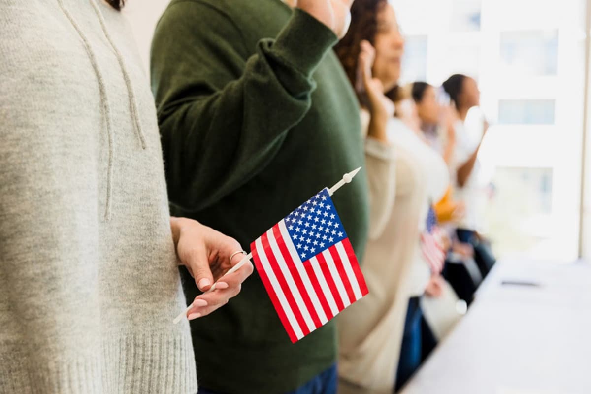 Embaixada dos EUA no Brasil diz que grávidas perto do parto terão visto negado