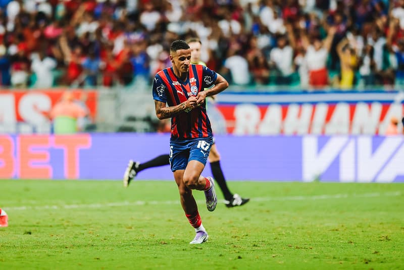 Com gol de Luciano Juba, Bahia vence Fluminense e sai na frente na Copa do Brasil