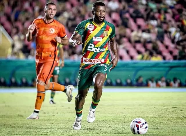 Sampaio Corrêa e Manauara empatam no jogo de ida da Série D