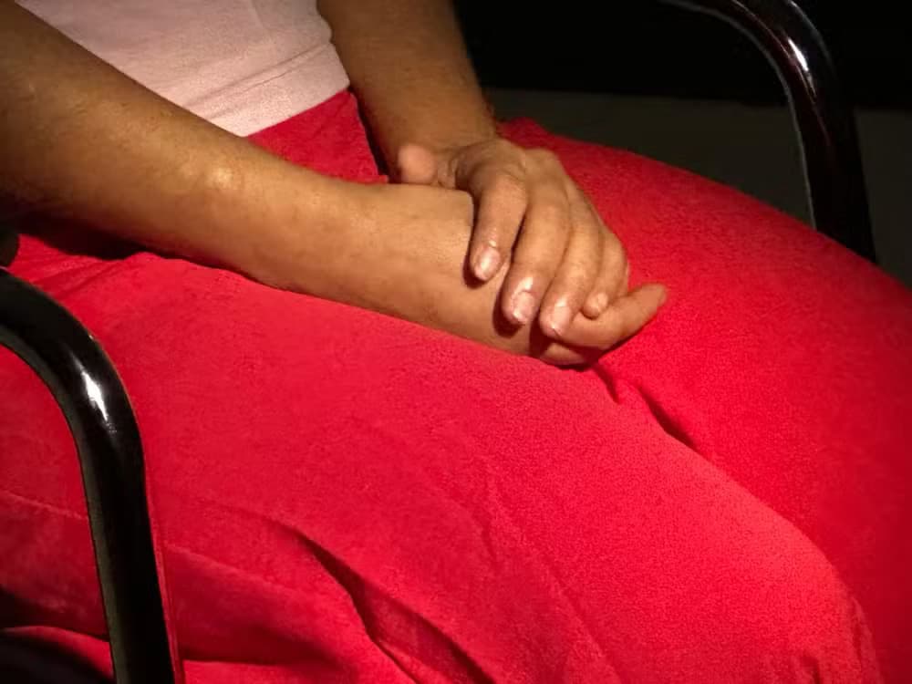 Indígena que denunciou estupro por policiais em delegacia do AM fala sobre abusos: “Trauma para sempre”