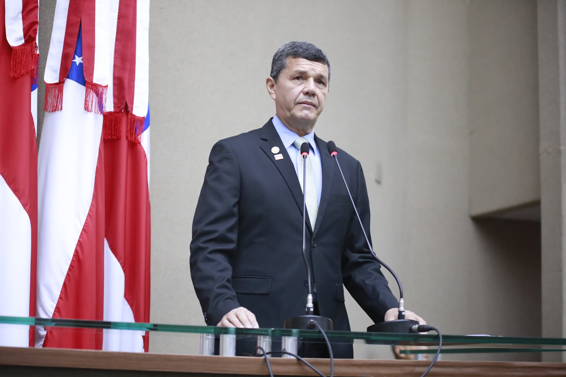 Comandante Dan avalia mudar de partido para concorrer reeleição em 2026