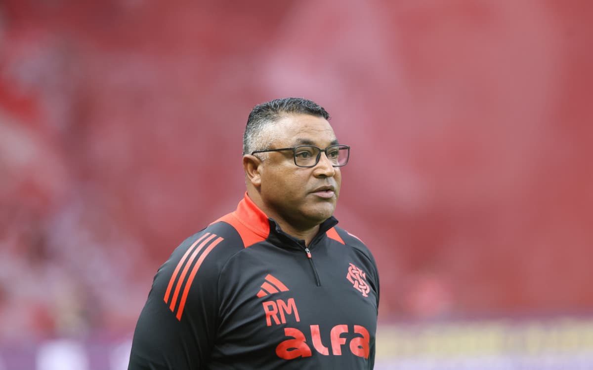 Roger Machado é demitido após derrota do Inter para o Grêmio em virada histórica