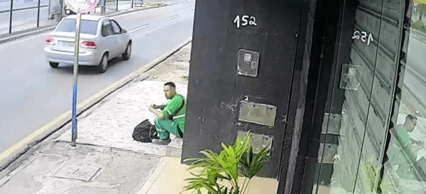 Atropelamento: Homem escapa por pouco enquanto estava na calçada