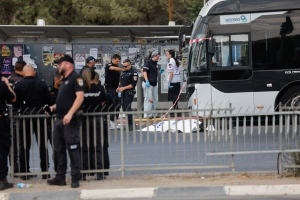 Ataque a tiros em Jerusalém deixa seis mortos e diversos feridos; veja vídes