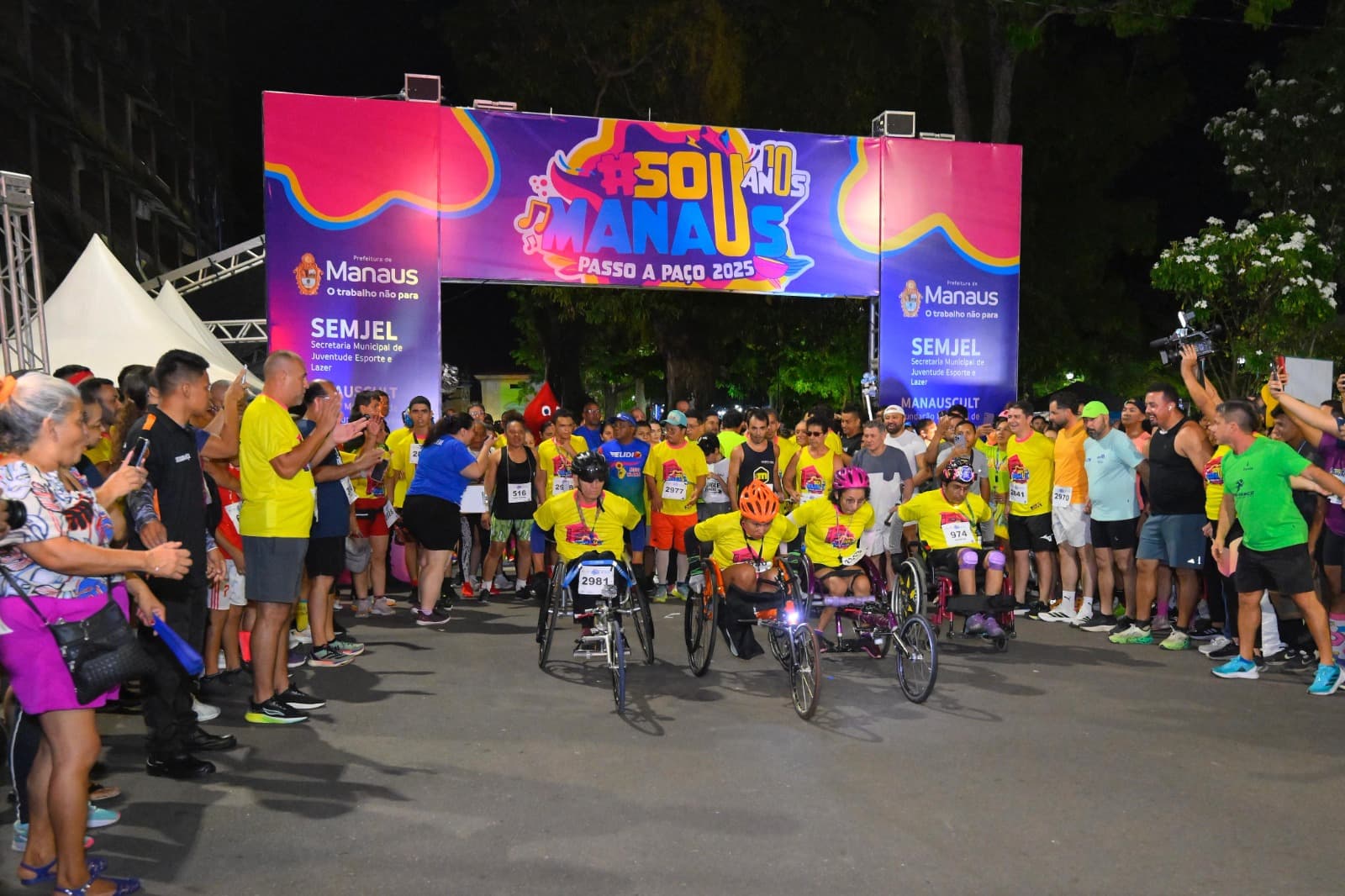 1ª corrida Sou Manaus acontece no centro histórico, com participação de mais de 6 mil pessoas