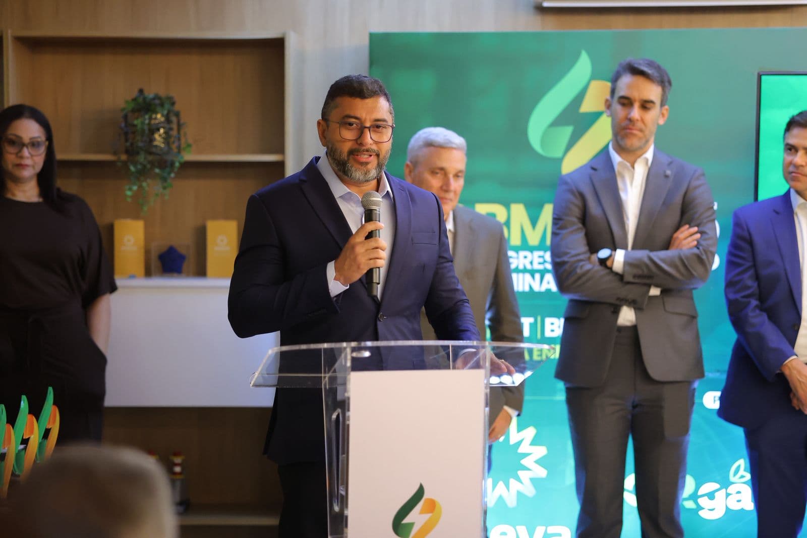 Amazonas recebe prêmio nacional por uso de gás natural e Wilson Lima destaca potencial estratégico