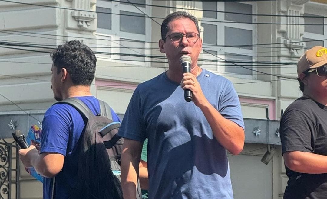 VÍDEO: Marcelo Ramos critica Congresso durante protesto contra PEC da Blindagem e anistia em Manaus