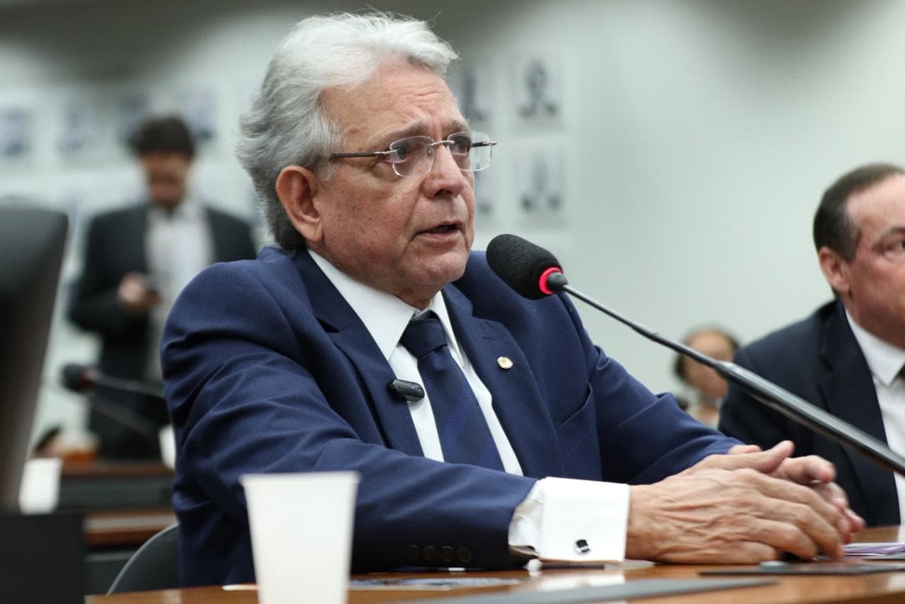 Urgência da Anistia: Pauderney se abstém em votação e defende redução de penas para envolvidos no 8/1