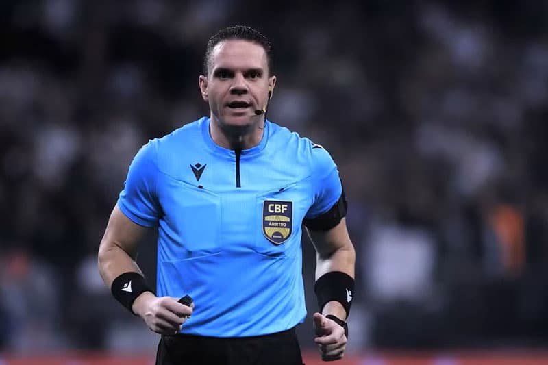 Amazonas x Volta Redonda terá apito do catarinense Gustavo Ervino Bauermann