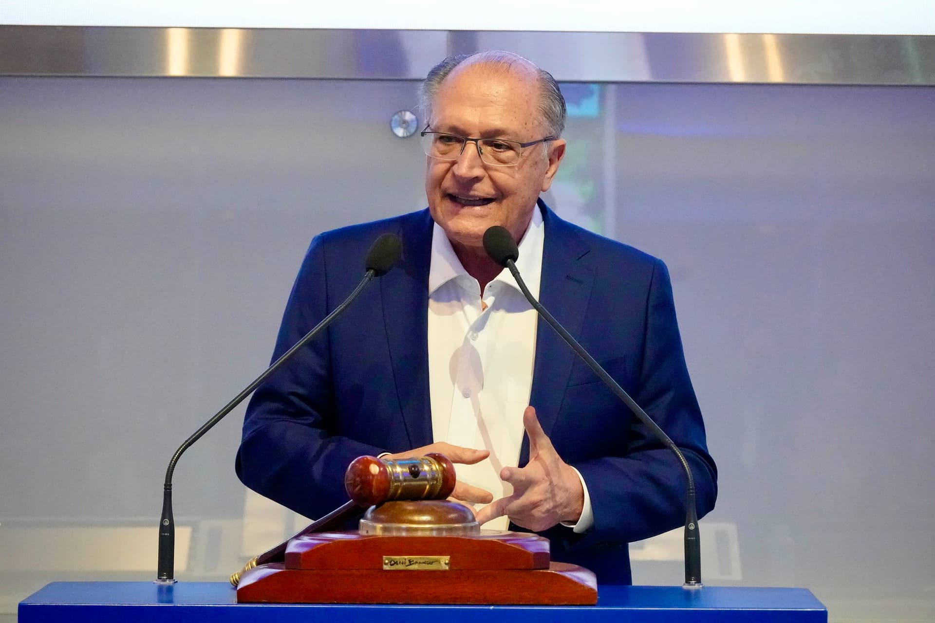 “Indulto é golpismo de marcha ré”, diz Alckmin ao criticar proposta de anistia