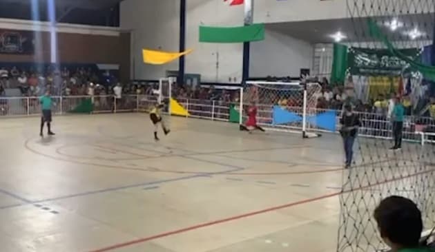 No Pará, goleiro morre após defender pênalti em competição amadora