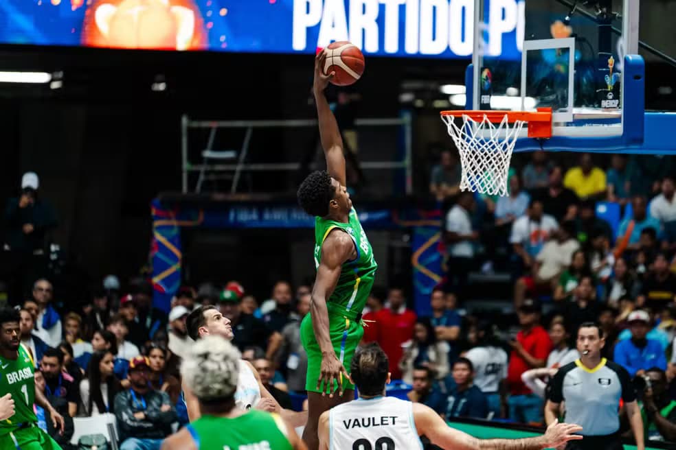 Brasil é pentacampeão da Copa América de Basquete após vencer Argentina