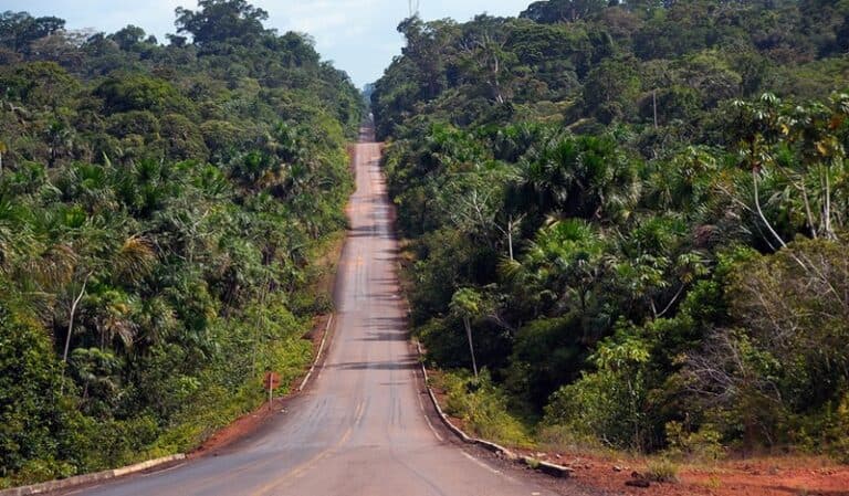 Placas nas rodovias do Amazonas poderão indicar hospital de referência