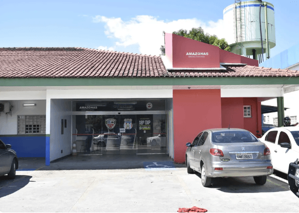 Tarado é preso após se masturbar em fila de supermercado em Manaus