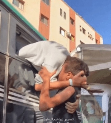 Menino se reencontra com pai libertado por Israel; cena viraliza