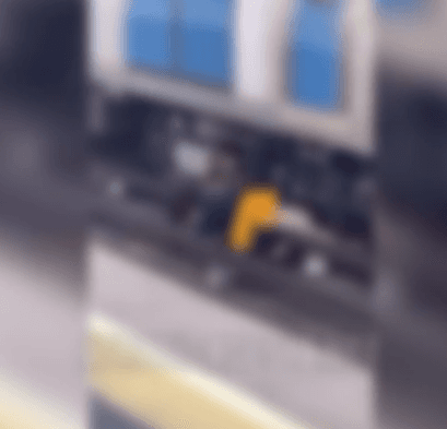 Homem perde as pernas após cair nos trilhos do metrô de Lisboa