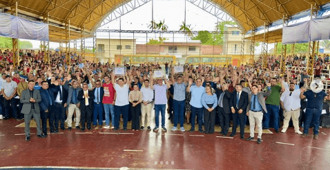 Omar, Braga e Silas recebem títulos em Nhamundá e reforçam articulação política para 2026