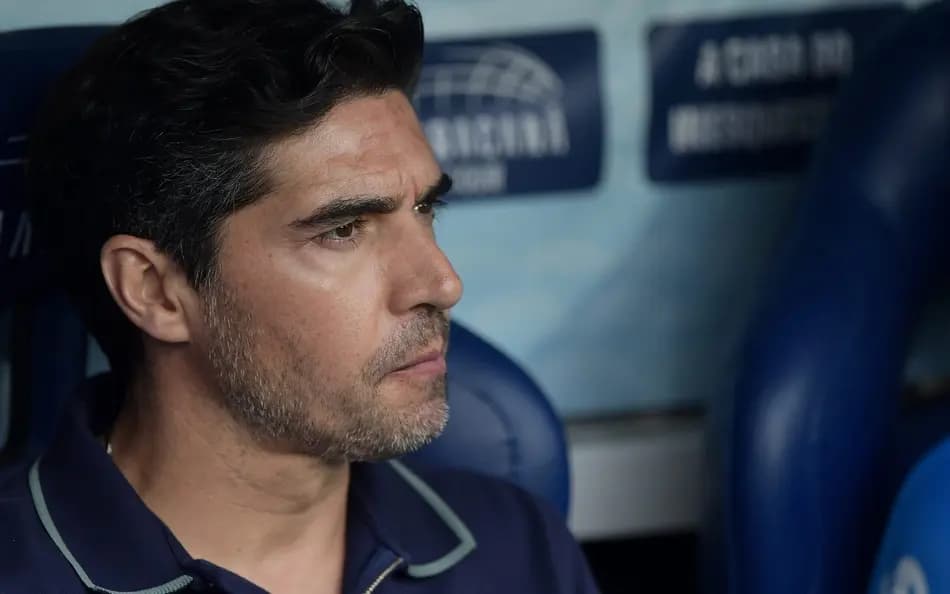 Derrota por 3 a 0 para a LDU é a maior de Abel à frente do Palmeiras em jogos eliminatórios