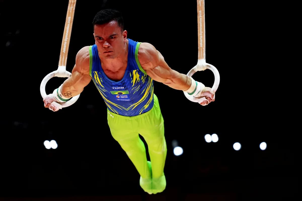 Caio Souza termina em 6º lugar na final de argolas do Mundial de Ginástica