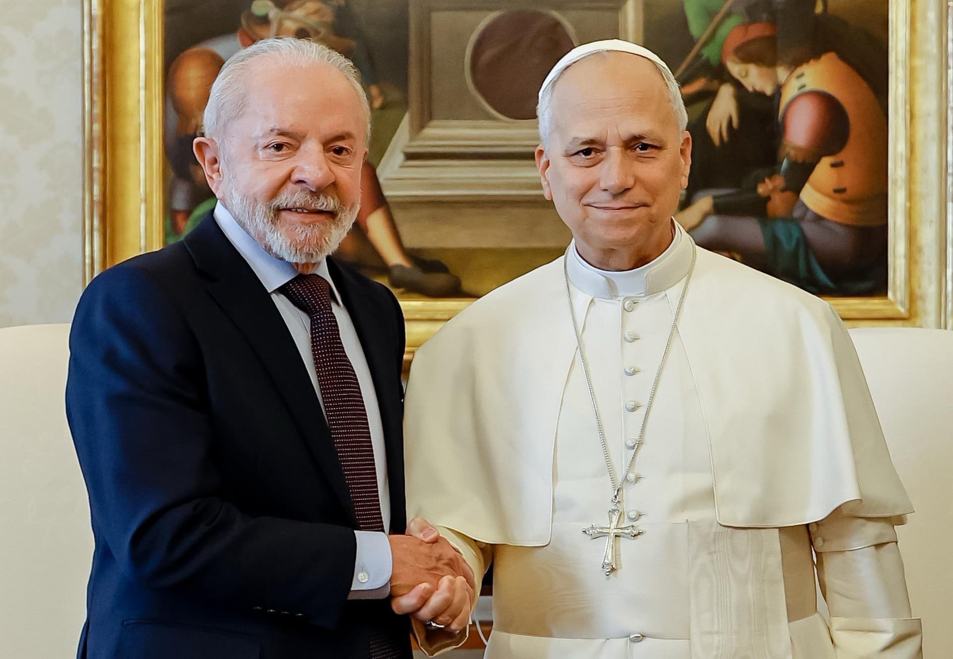 Lula encontra papa Leão XIV no Vaticano e o convida para a COP30; saiba mais detalhes da conversa