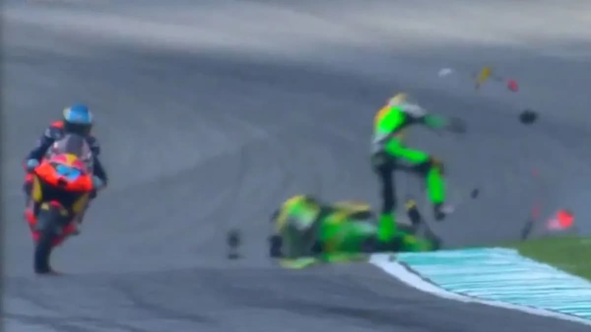 VÍDEO IMPRESSIONANTE: Piloto de Moto GP sofre grave acidente e tem múltiplas paradas cardíacas